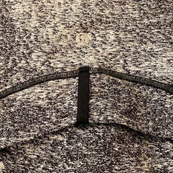 Lululemon Define Jacket Luon, Spray Jacquard White/Black, Size 12 - Picture 5 of 9